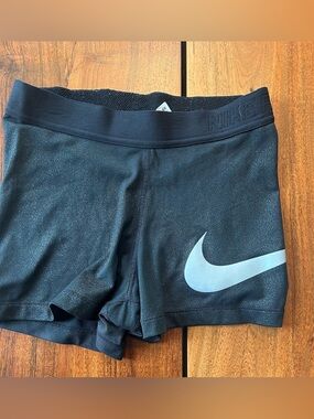 Nike Black Dri-FIT Athletic Shorts size small